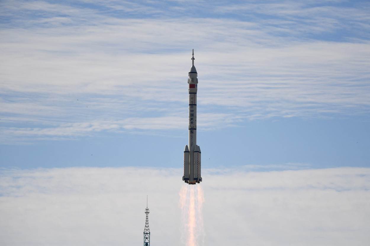 SPEKTAKULARNE FOTOGRAFIJE Uzletjela je kineska svemirska letjelica s troje ljudi!