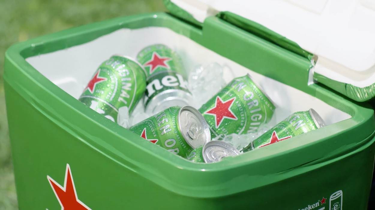 KAO IZ SNOVA Hladnjak s pivom prati vas kamo god krenete