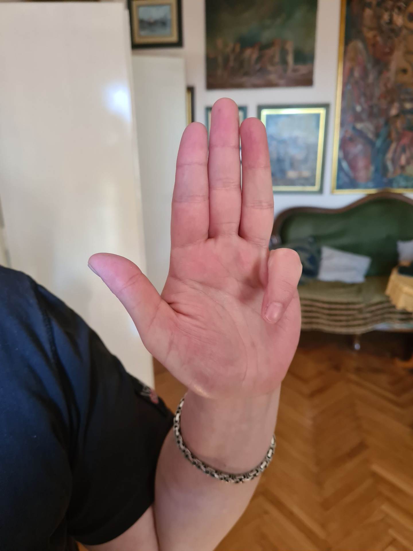 NEMA VIŠE ZAPETLJANIH KABELA Evo kako riješiti problem koji muči mnoge