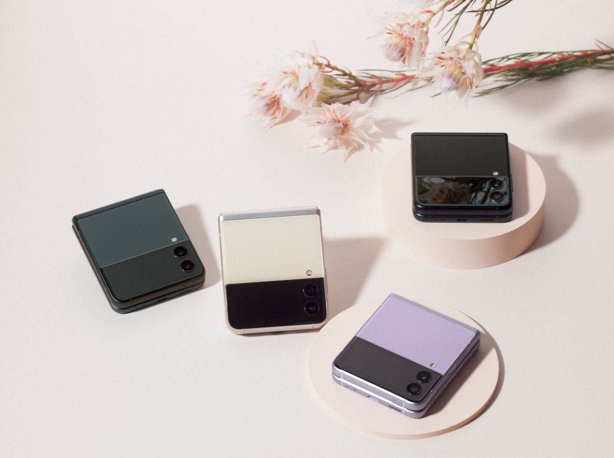 Samsung Galaxy Z Flip3 Pokemon Edition