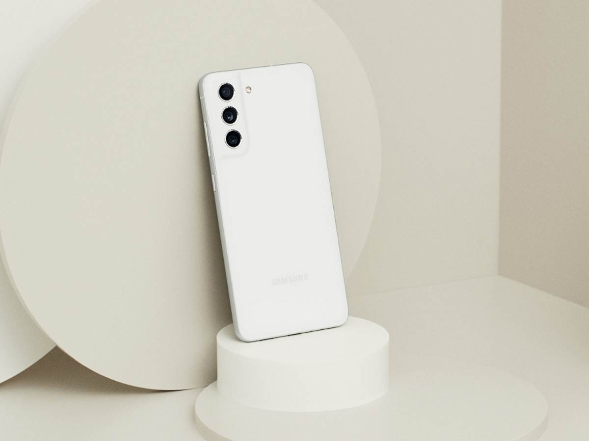 Samsung-Galaxy-S21-FE-5G-3.jpg