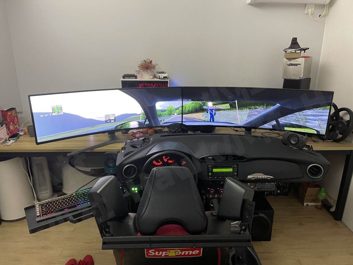 Racing simulator (4).jpg