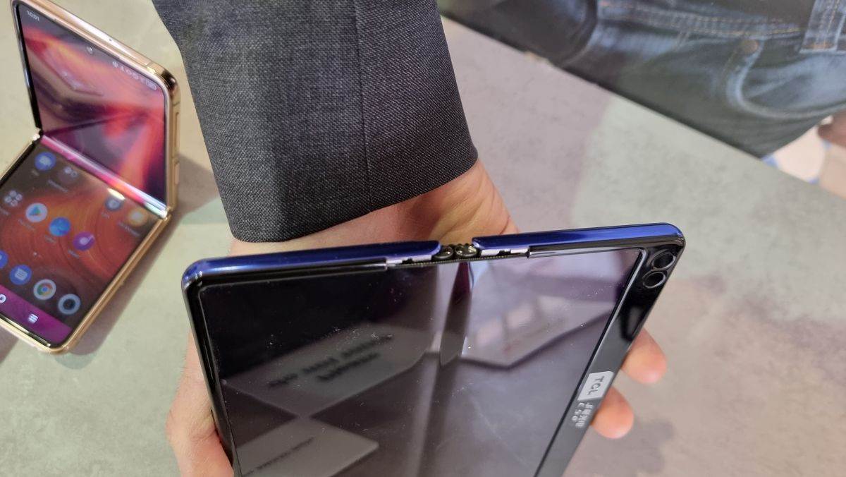 TCL 360-stupanjski savitljivi ekran (5).jpg