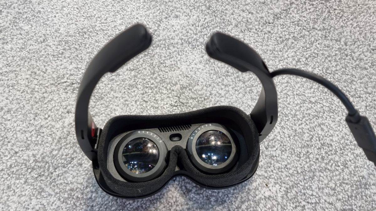 HTC VIVE Flow holoride (7).jpg