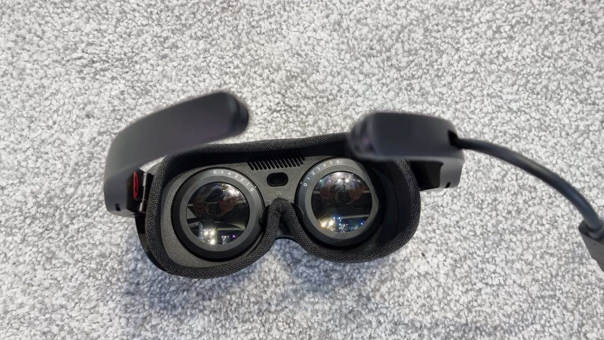 HTC VIVE Flow holoride (8).jpg