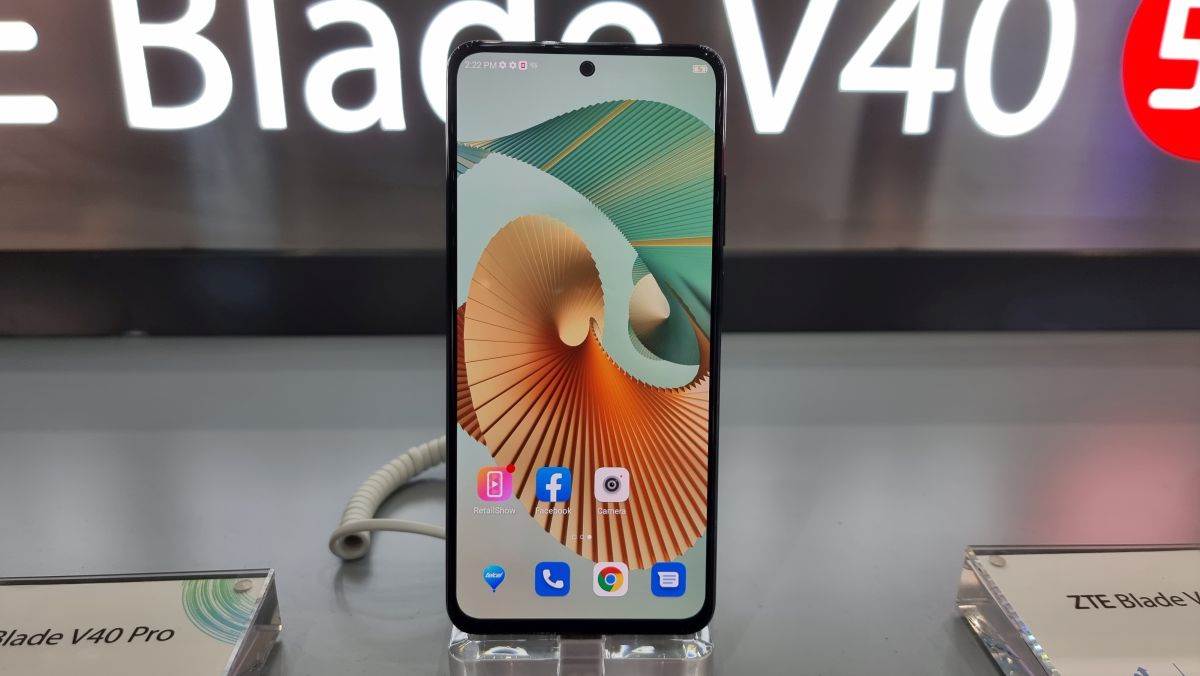 ZTE Blade V40 Pro (3).jpg