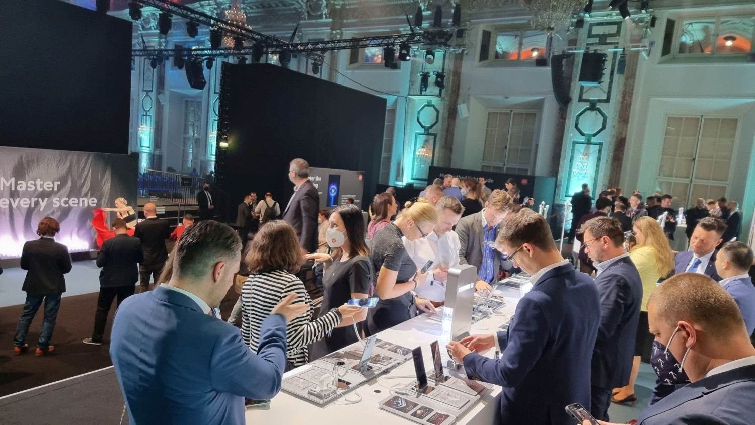 Xiaomi 12 serija (2).jpg