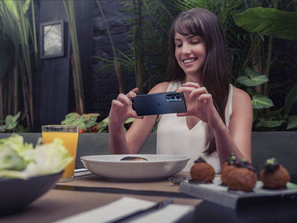 Motorola Edge 30 (4).jpg