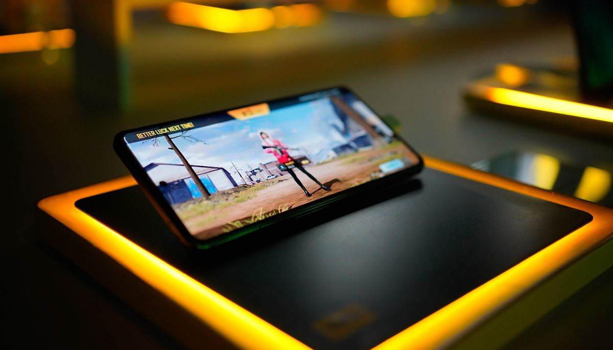 POCO F4 GT (2).jpg