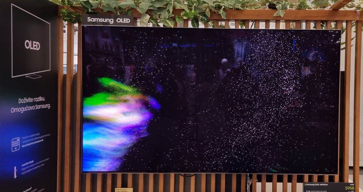 Samsung OLED TV.jpg