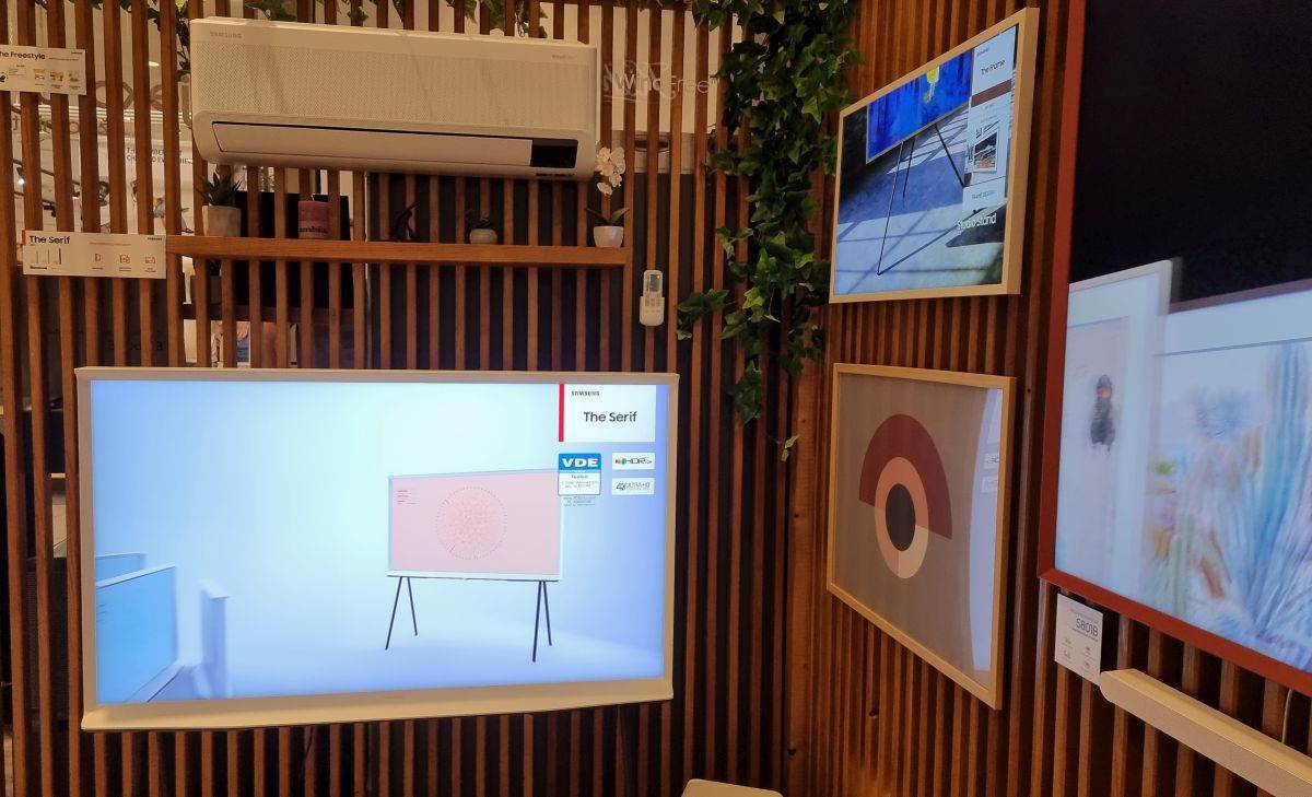 Samsung The Serif.jpg