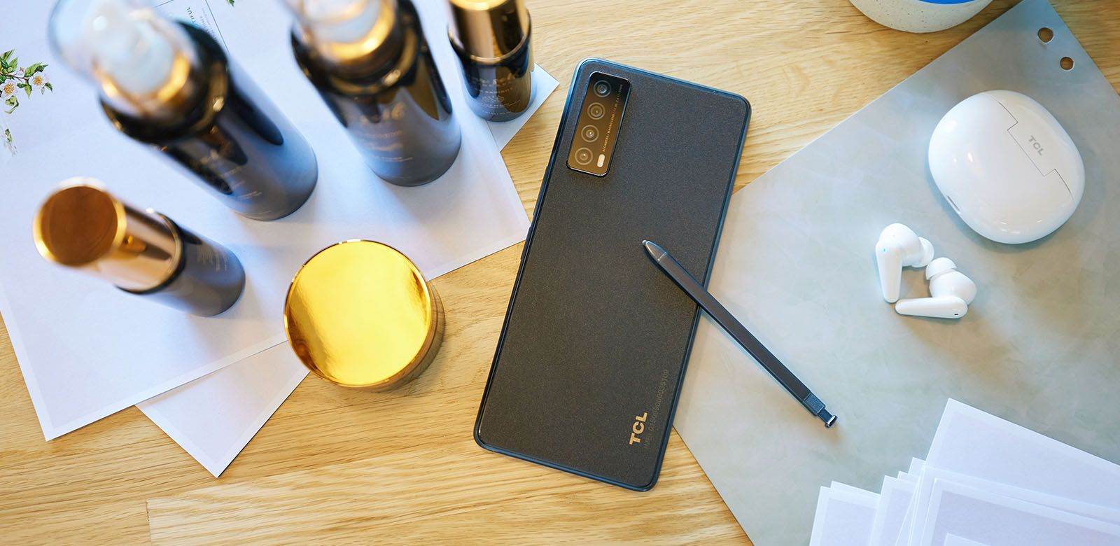 TCL Stylus 5G (6).jpg