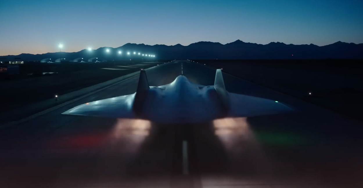 Top Gun Maverick (2).jpg