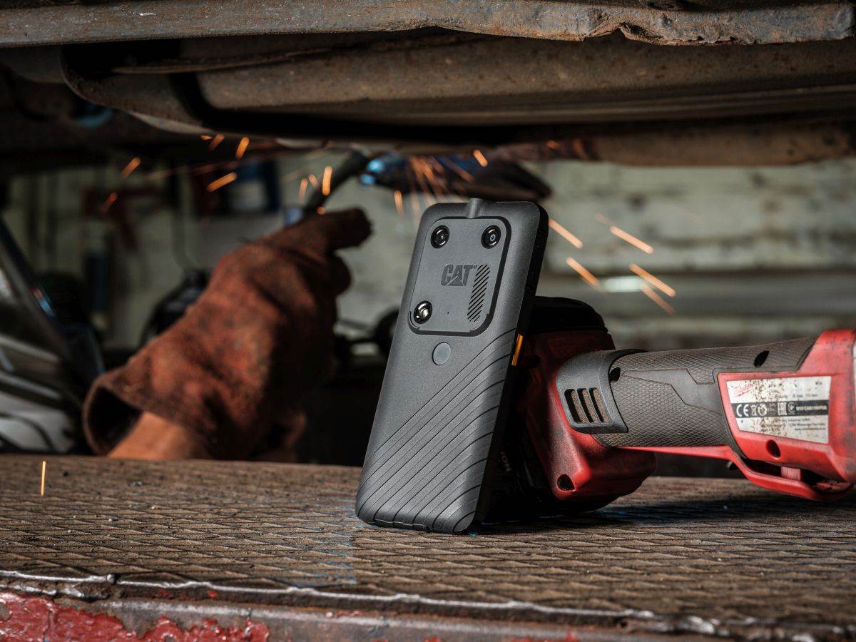 Cat S53_Lifestyle_00019.jpg