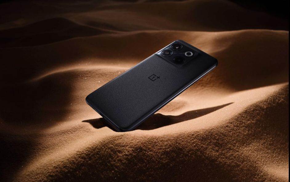 OnePlus 10T 5G (4).jpg