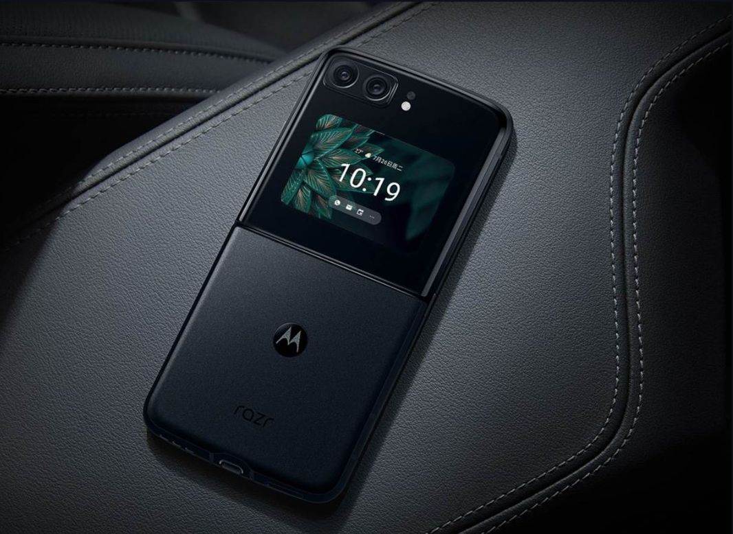 Motorola Razr 2022 (3).jpg