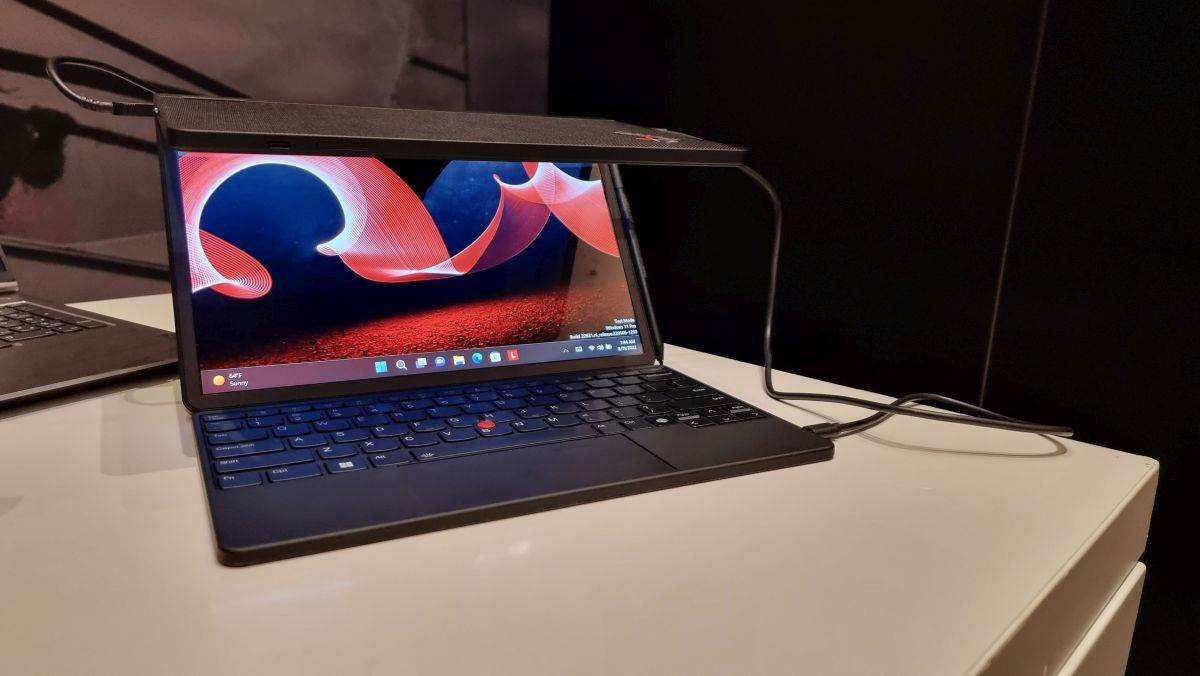 Lenovo ThinkPad X1 Fold (5).jpg