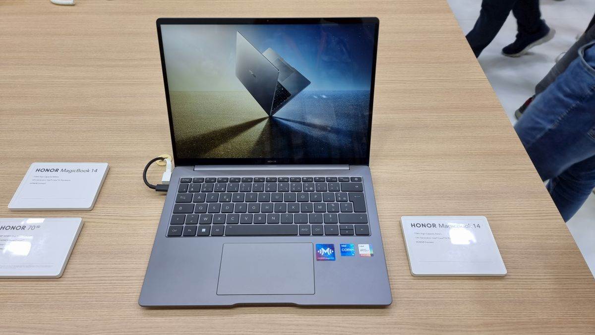 HONOR MagicBook 14 (2).jpg