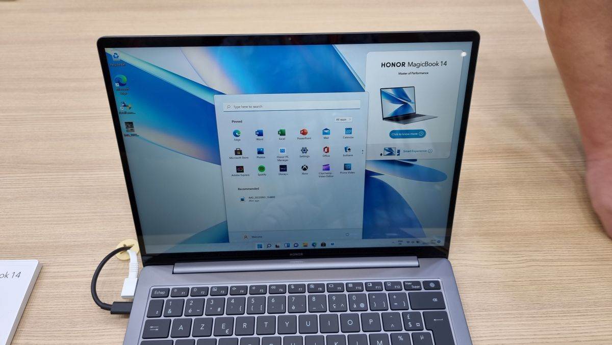 HONOR MagicBook 14 (4).jpg