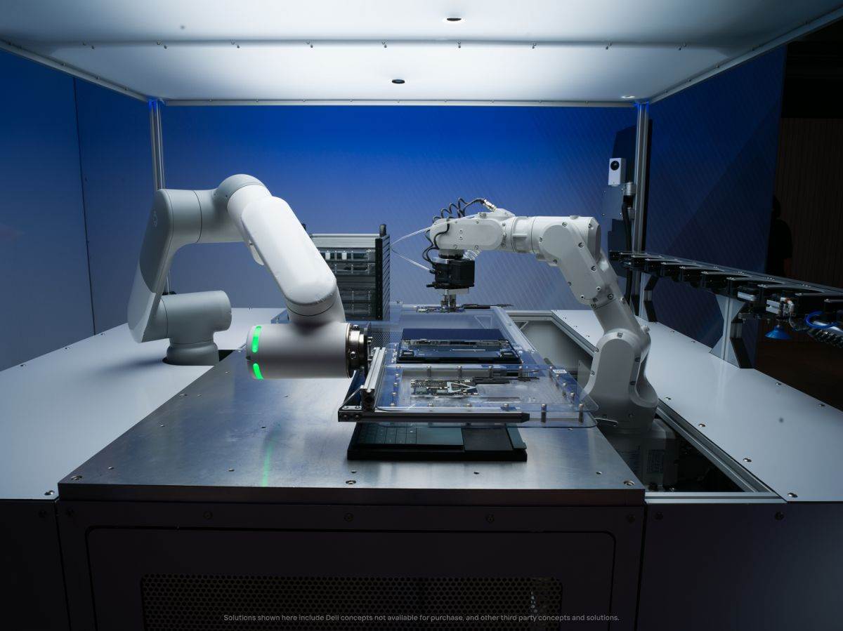 Concept Luna motherboard in microfactory - Dec 2022.jpg