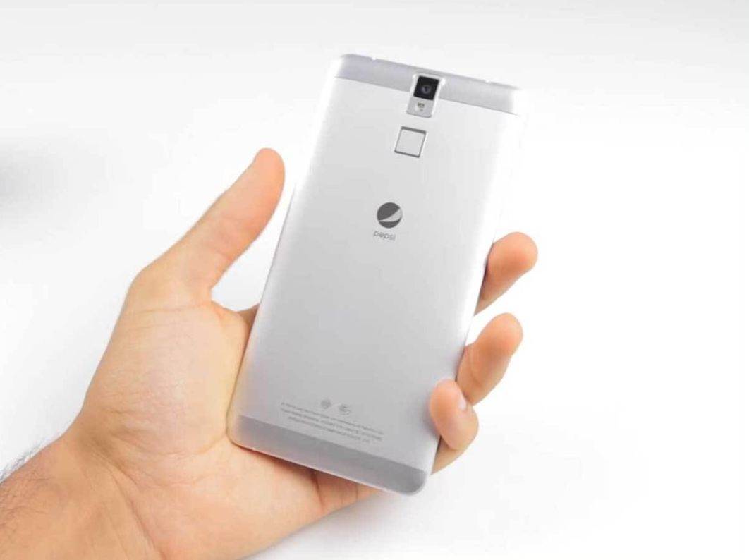 Pepsi Phone P1 (4).jpg