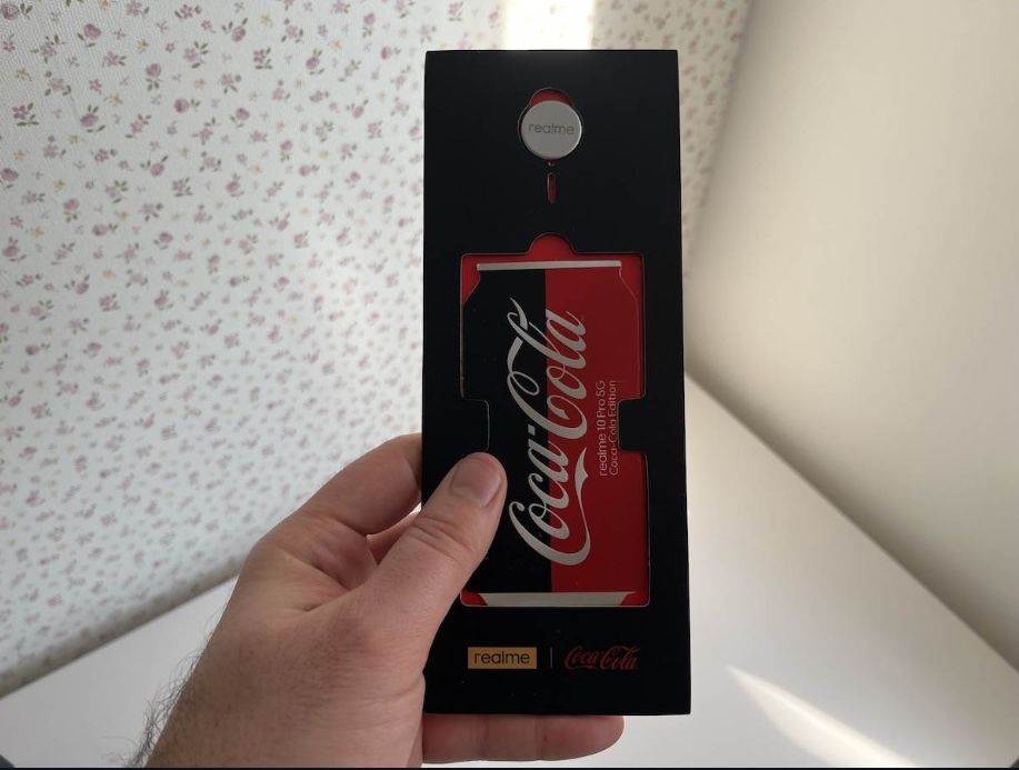 Realme 10 Pro Coca-Cola Edition (10).jpg