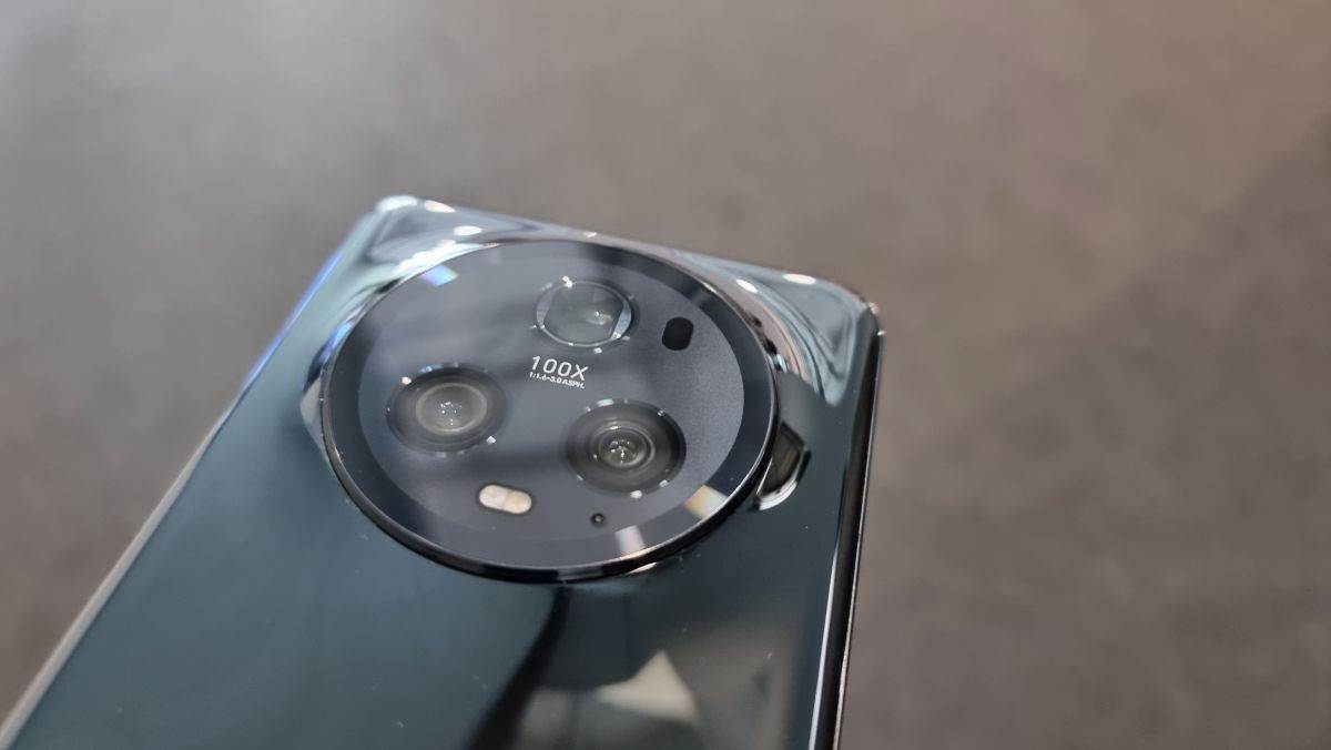 Honor Magic5 Pro (3).jpg