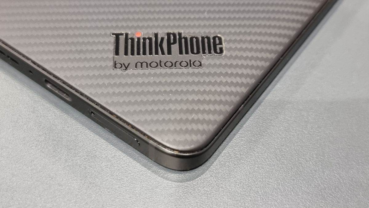Lenovo ThinkPhone by Motorola (3).jpg