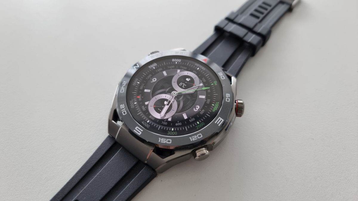 Huawei Watch Ultimate Voyage Blue (3).jpg