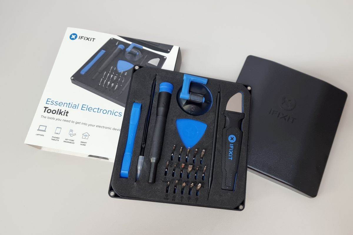Nokia G22 iFixit popravak zamjena baterije (19).jpg