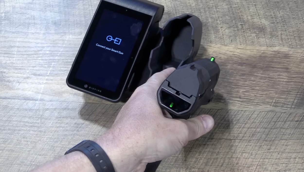 Biofire pištolj (8).jpg