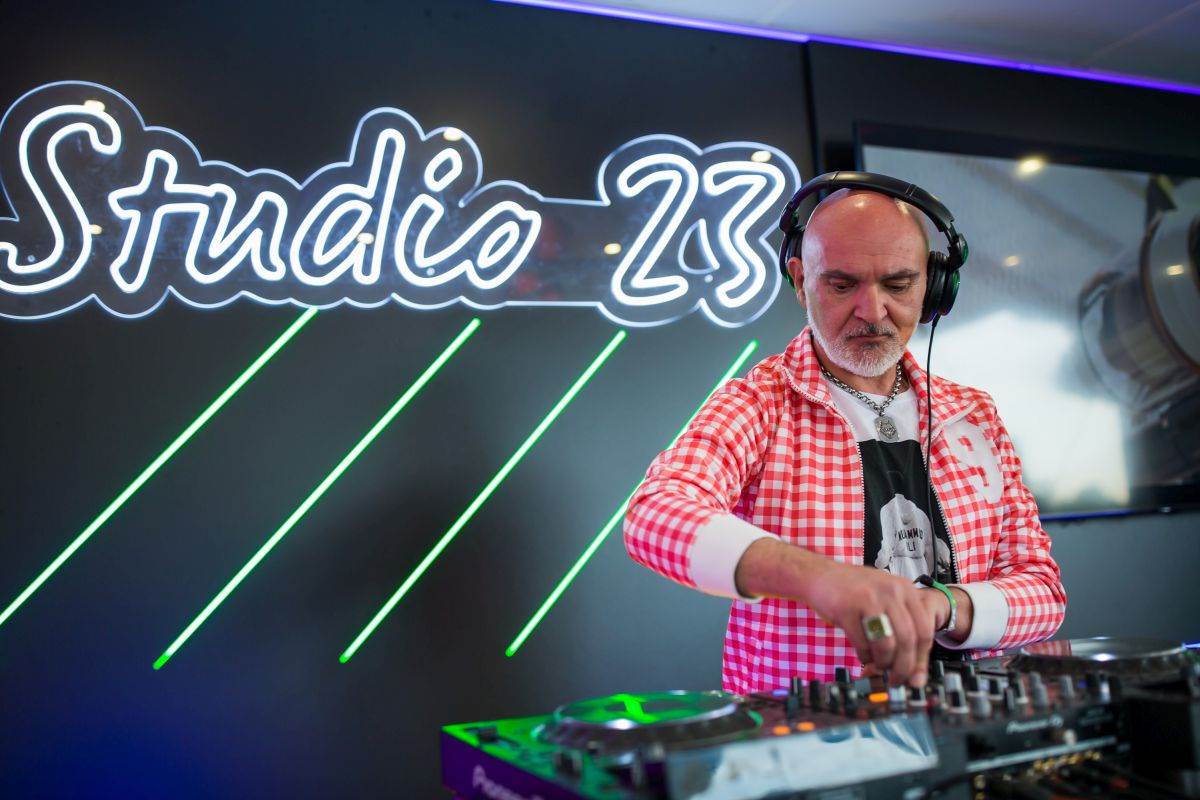 Samsung Roadshow (2).jpg