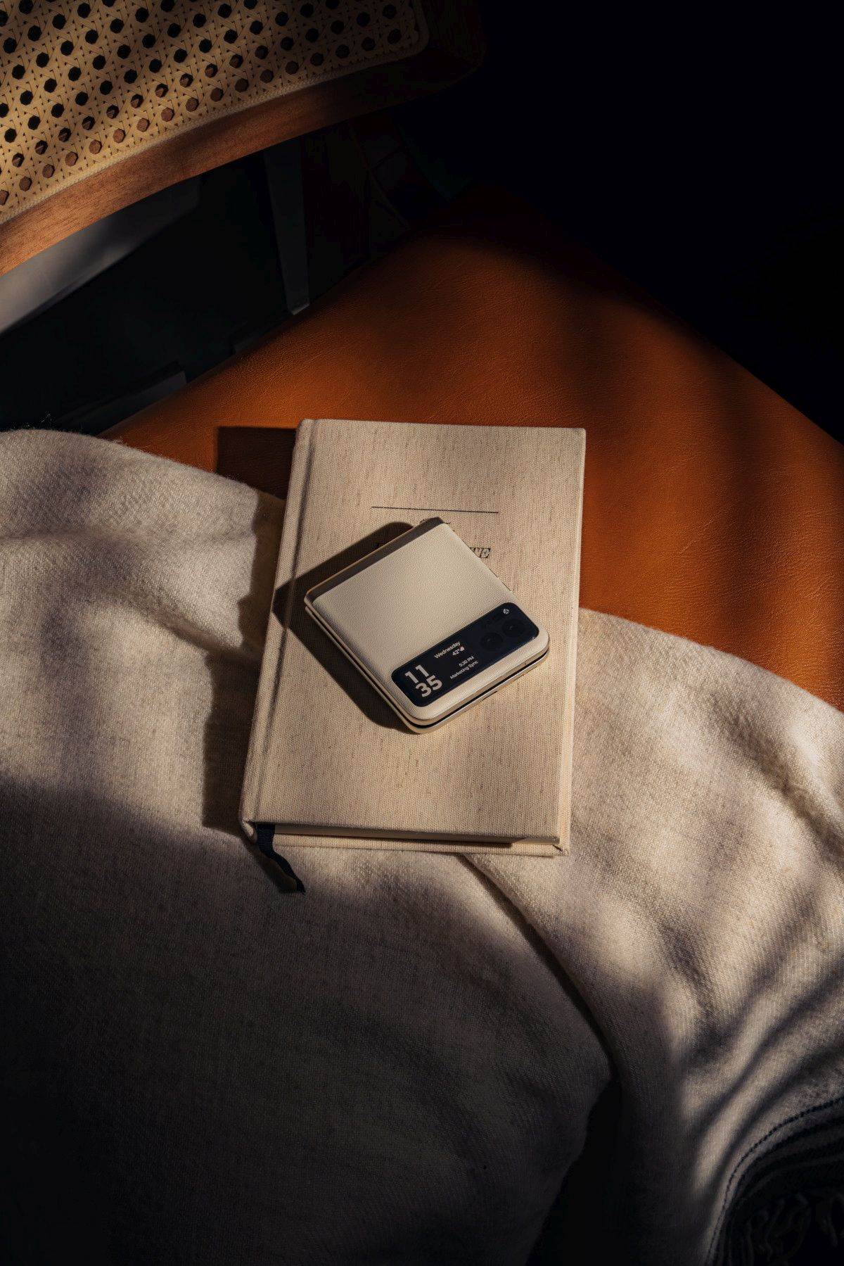 motorola razr 40_byCraft_sRGB_13.jpg