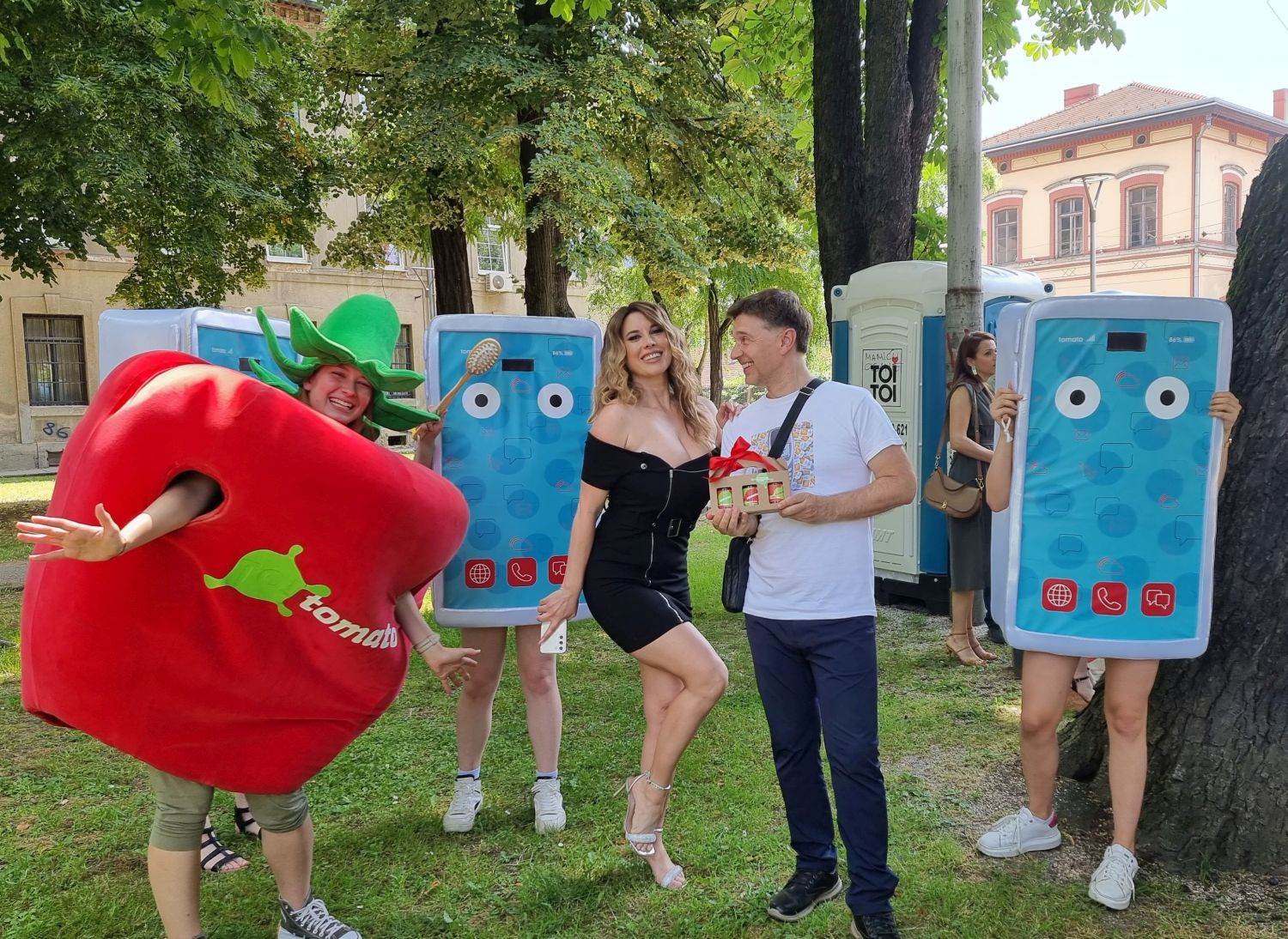 Nives Celzijus i Krunoslav Ćosić.jpg