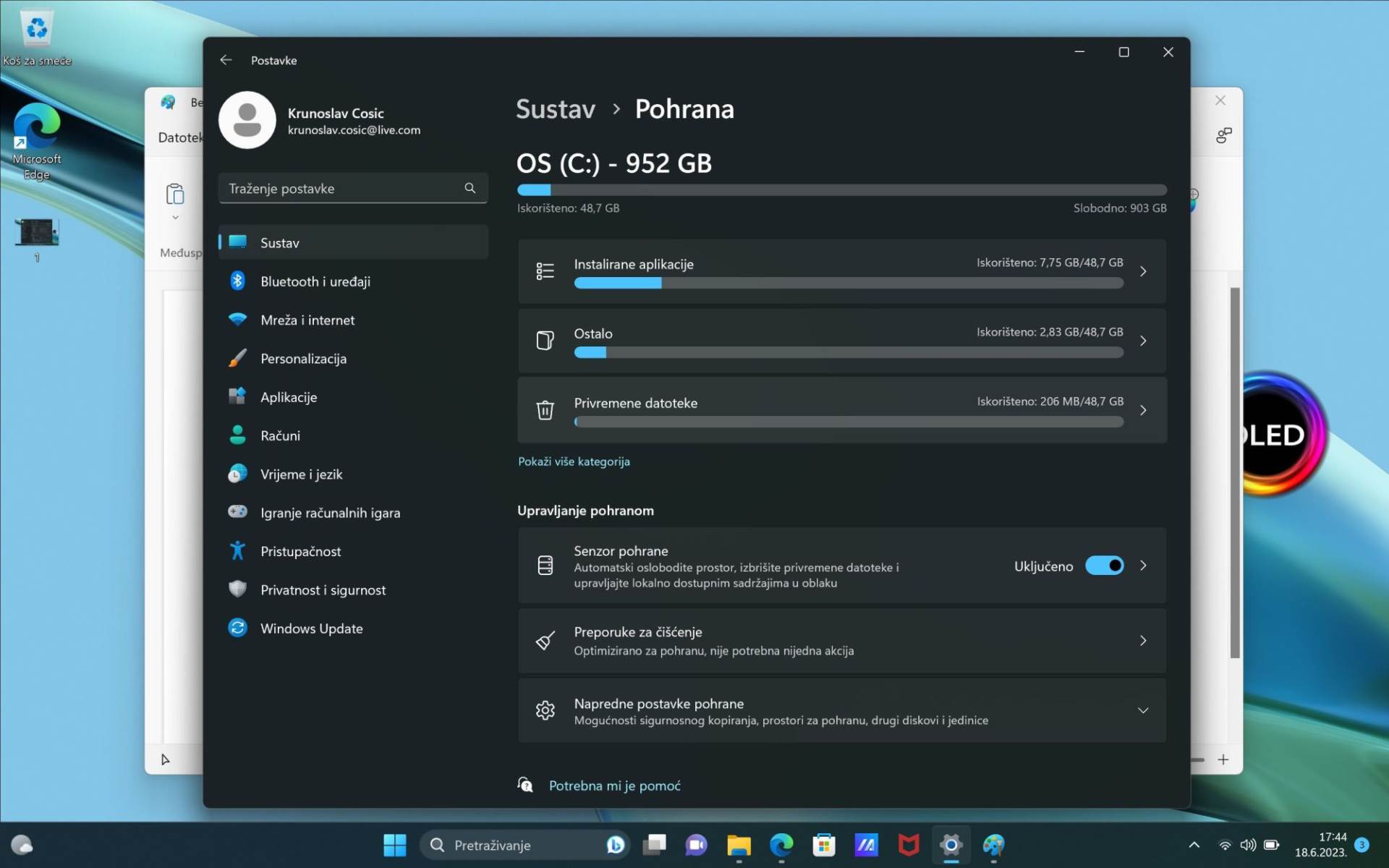 Asus Zenbook S 13 OLED UX5304 (2).jpg