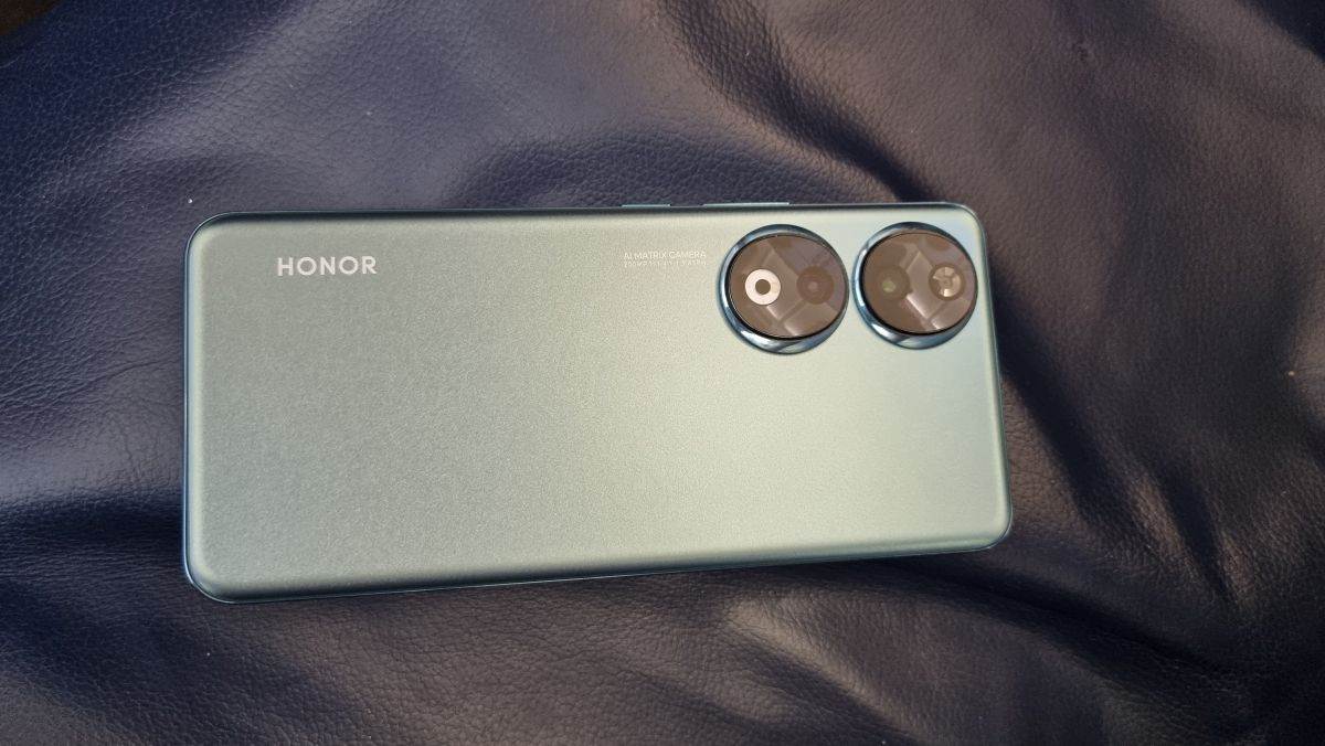 IMPRESIVNA KAMERA OD 200 MPX: Honor u Parizu predstavio seriju 90