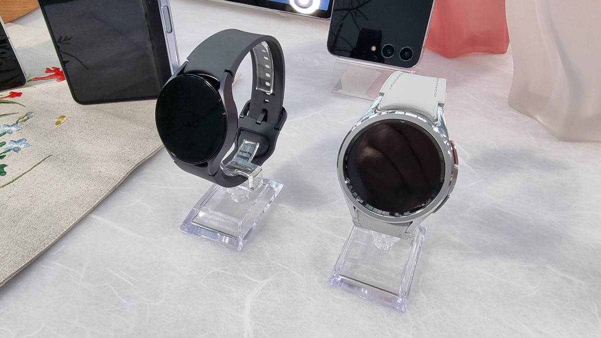 Samsung Galaxy Watch6 & Samsung Galaxy Watch6 Classic (2).jpg