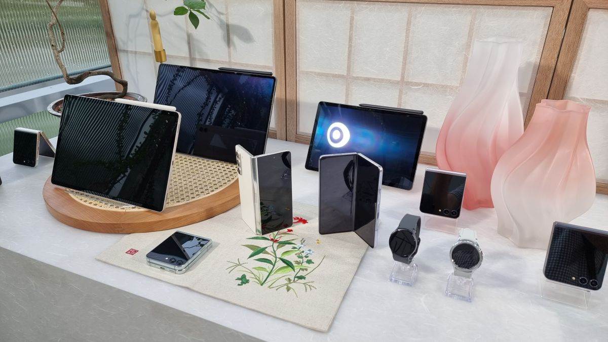 Samsung Galaxy Z Flip5 i Galaxy Z Fold5 (6).jpg