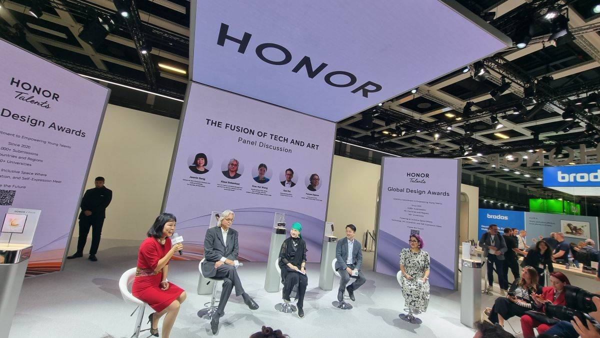 Honor V Purse (24).jpg