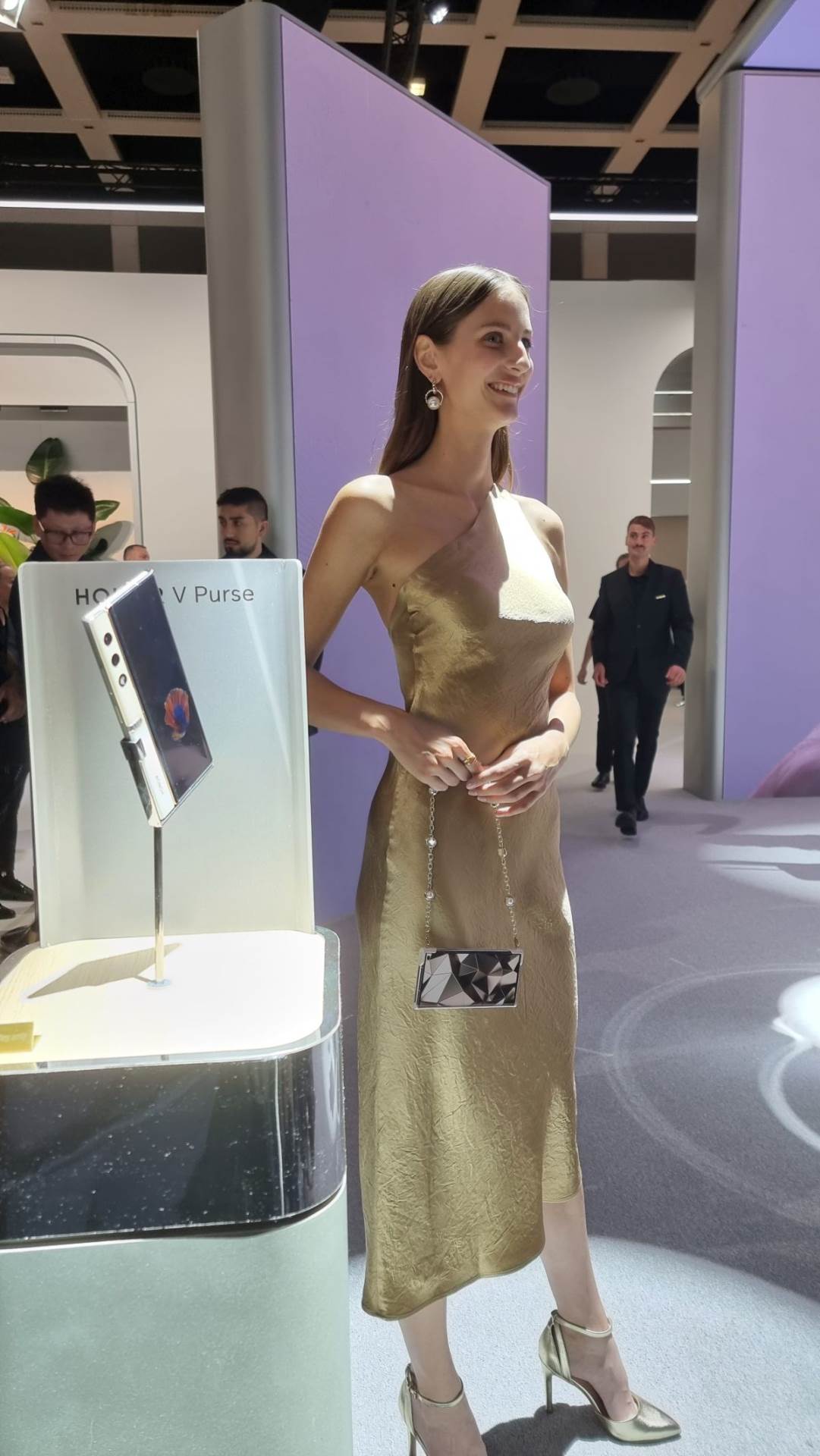 Honor V Purse (13).jpg