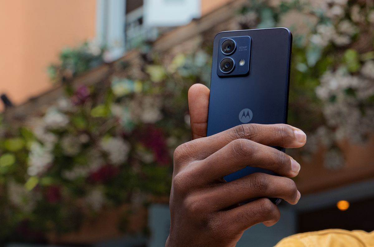 moto g84 5G_ATL_GALLERY SHOOT_PROFESSIONAL SHOTS_120DPI_DIGITAL USE 6.jpg