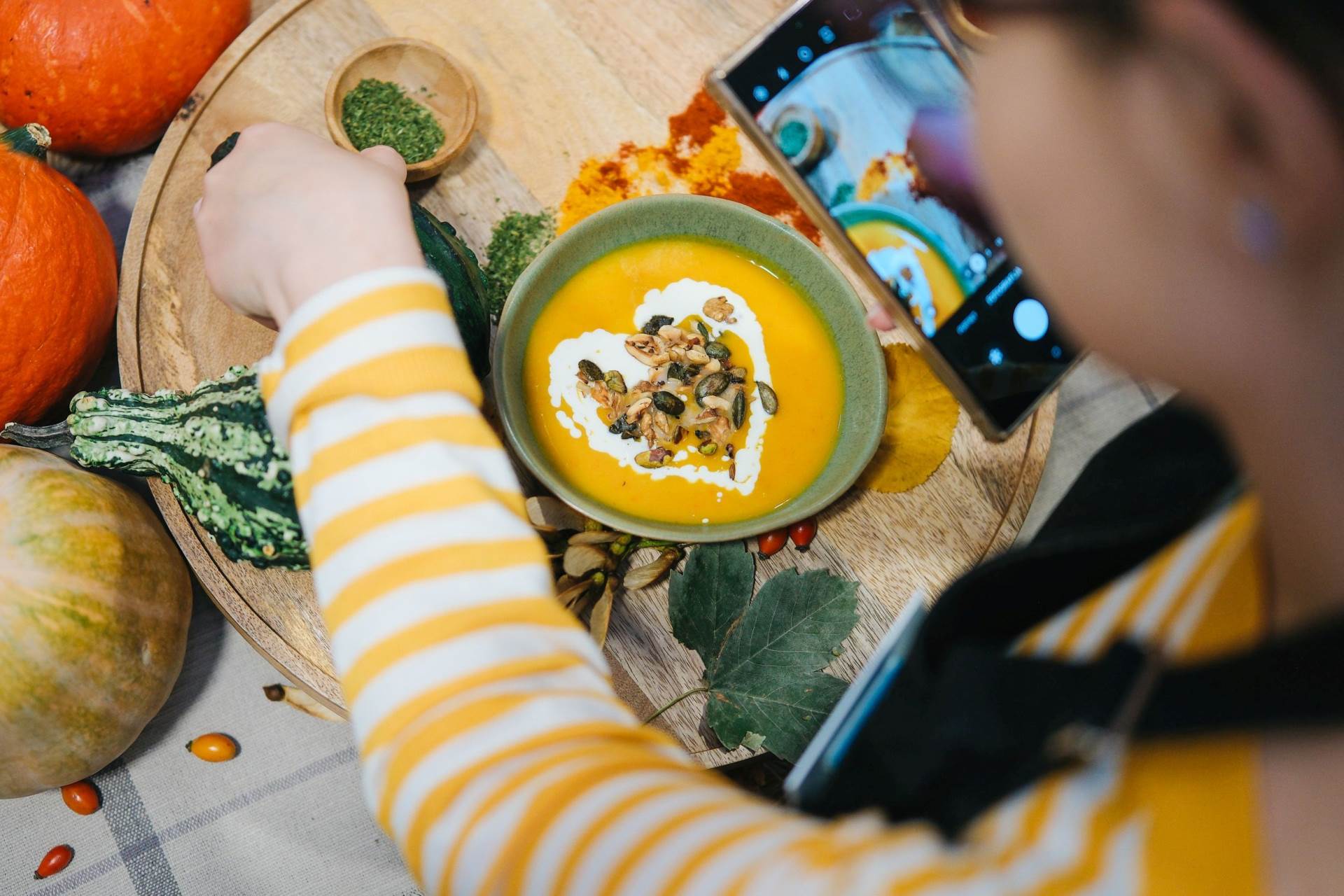 UZ SAMSUNGOVE UREĐAJE: Jesen donosi predivne okuse i boje