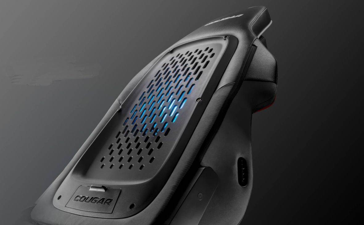 Cougar NxSys AERO (3).jpg