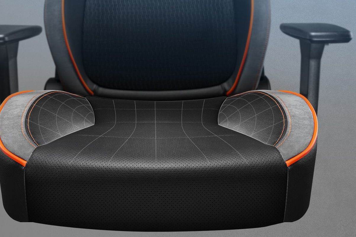 Cougar NxSys AERO (6).jpg