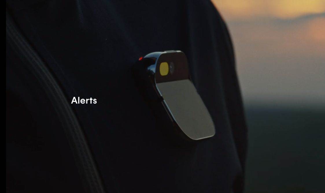 Humane Ai Pin (11).jpg