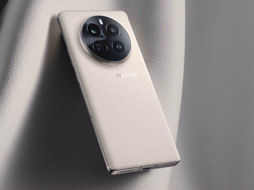 Realme GT5 Pro (1).jpg