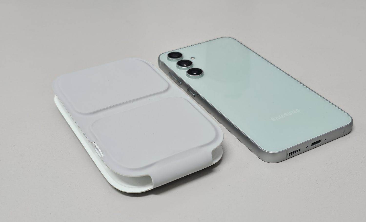 Scosche MagicMount Travel (14).jpg