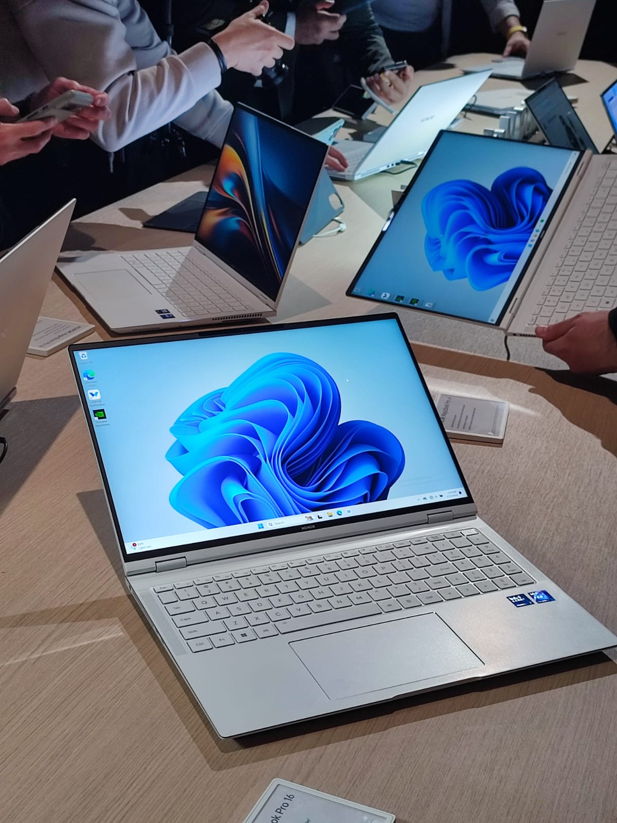 Honor MagicBook Pro 16 (8).jpg