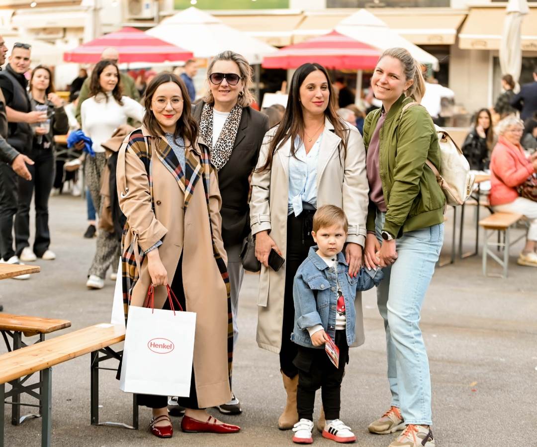 Melkior Bašić na PLACe marketu besplatno dijelio Somat i Porchetta sendviče