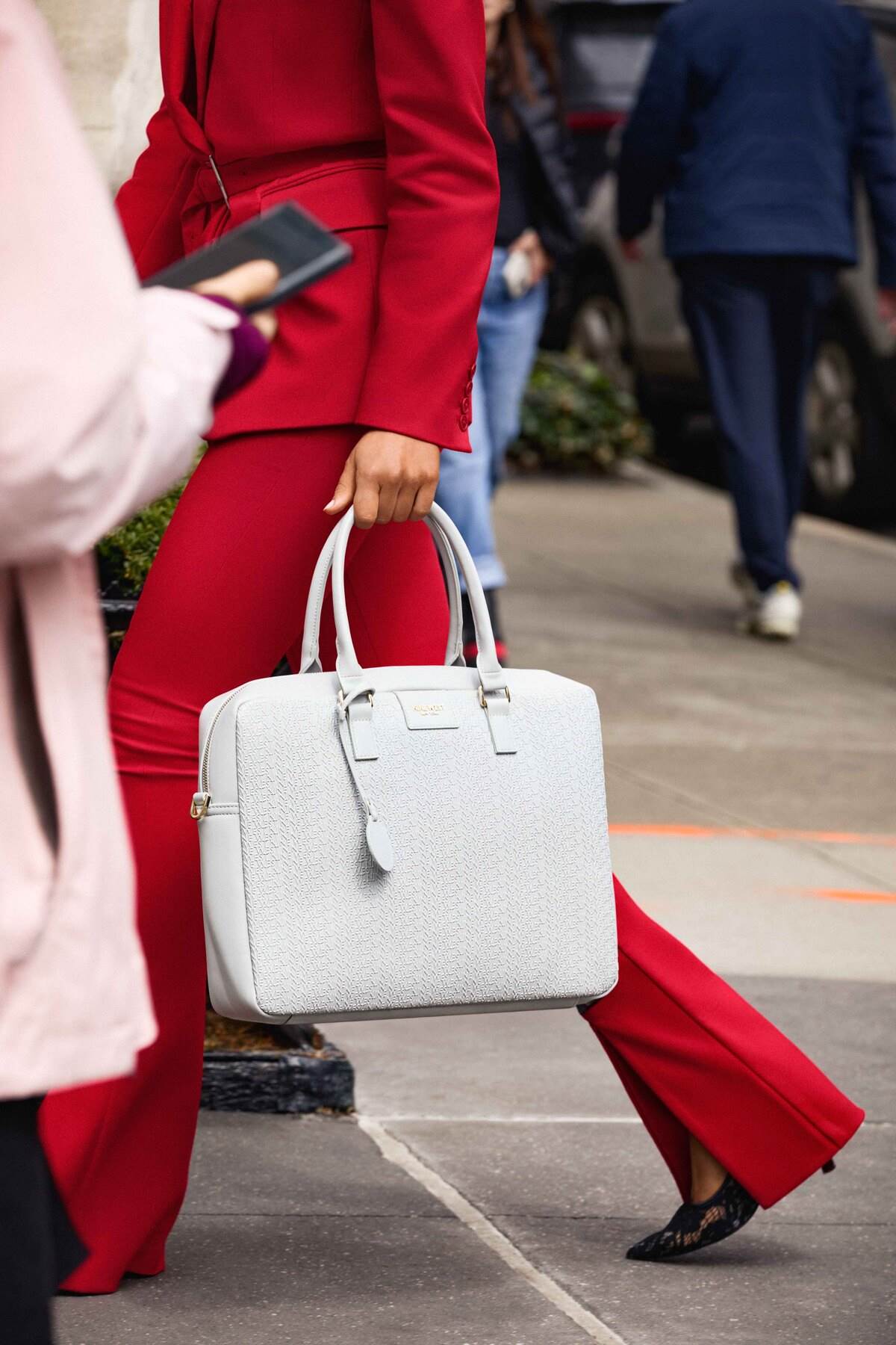 CCC NINE WEST SS25_Shot 3_0755_.jpg